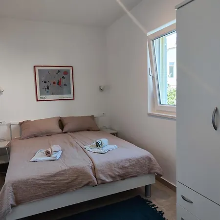 Ivano Apartment *